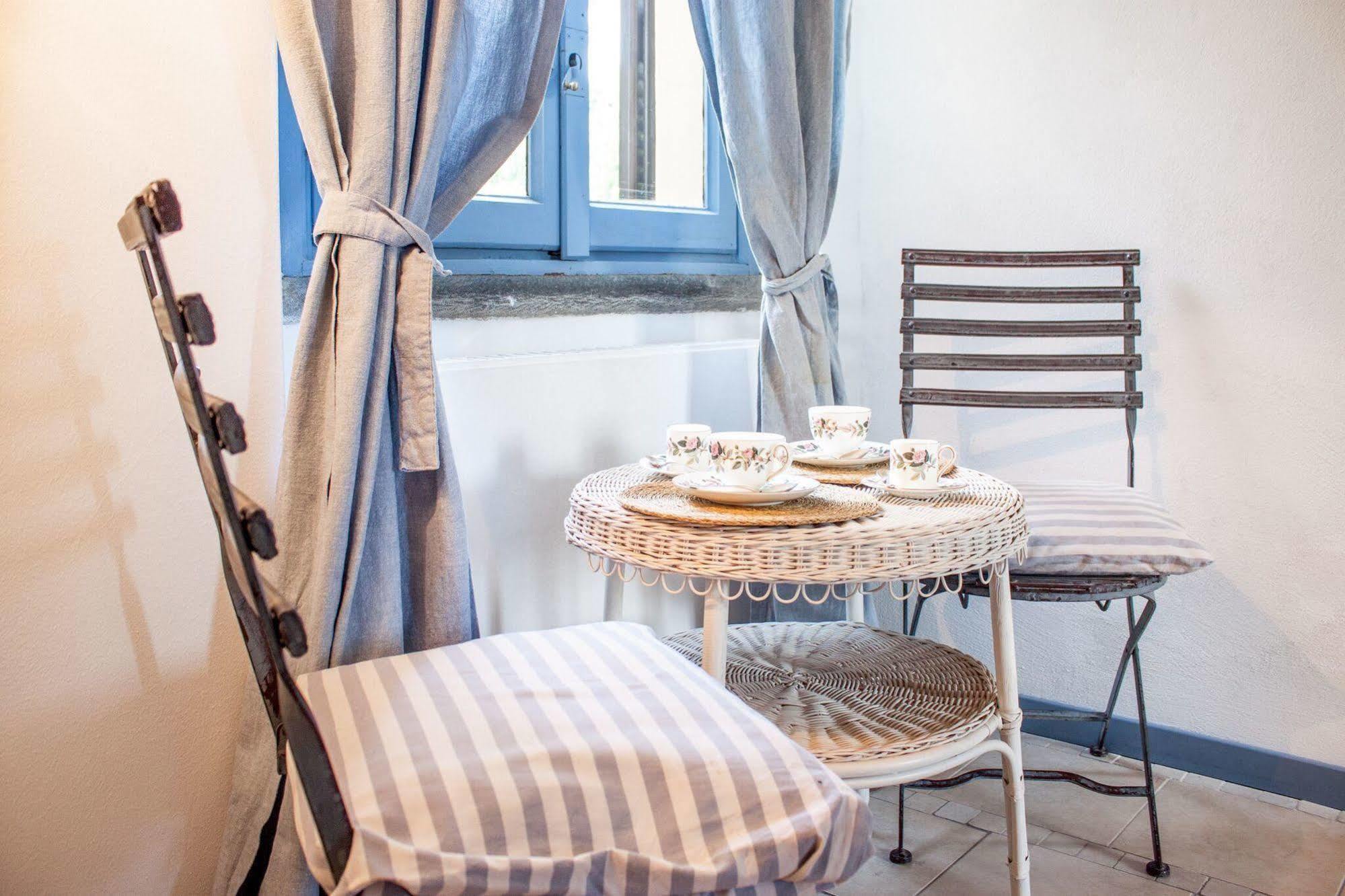 Casa La Viola Blu Acomodação com café da manhã Cernobbio Exterior foto